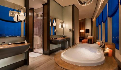 One-Bedroom Grand Suite