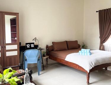 Double Room with Private Bathroom