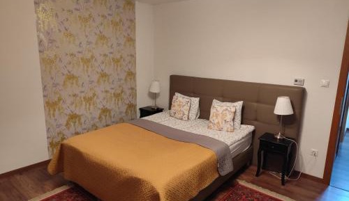 Deluxe Queen Room with Two Queen Beds