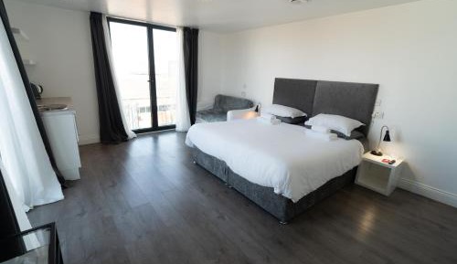 Superior Double or Twin Room with City View