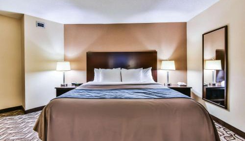 Queen Room - Ground Floor, Non Pet-Friendly