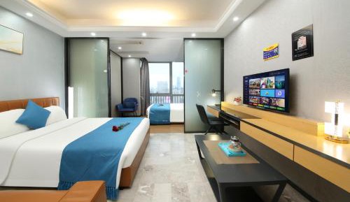 Deluxe Studio with Twin Bed