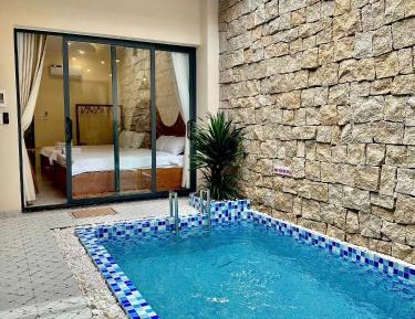 Two-Bedroom Apartment with Pool View