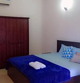 Standard Single Room with Shared Bathroom