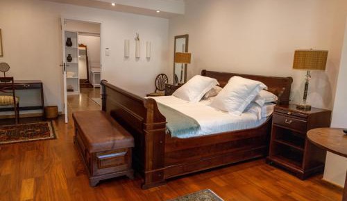 Luxury King Room with Garden View