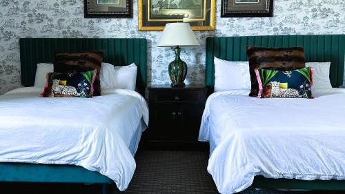 Deluxe Double Room with Bath