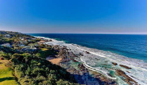Three-Bedroom Apartment with Sea View