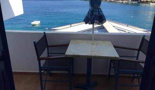 Standard Twin Room with Sea View