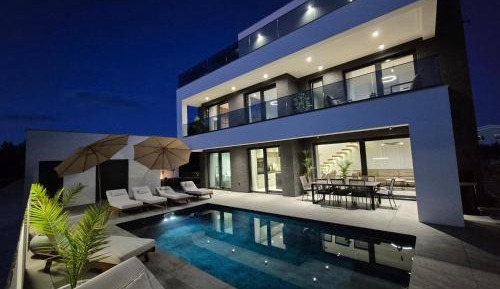 Villa with Private Pool