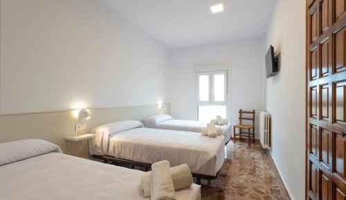 Triple Room with Private Bathroom