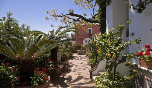 Standard Double or Twin Room with Garden View