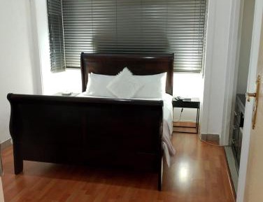 Twin Room with Private Bathroom