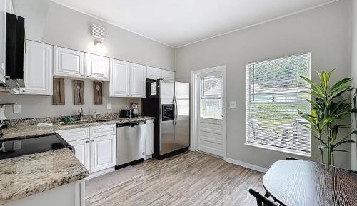 Three-Bedroom Holiday Home 