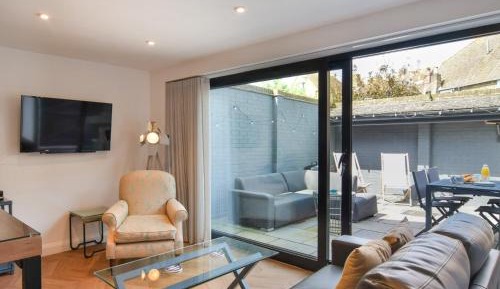 One-Bedroom House