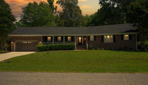 Four-Bedroom Holiday Home