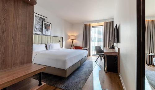 Net Zero Standard Room