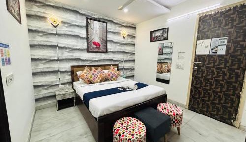 Deluxe Double Room (2 Adults + 1 Child)