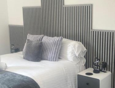 King Room with Mountain View