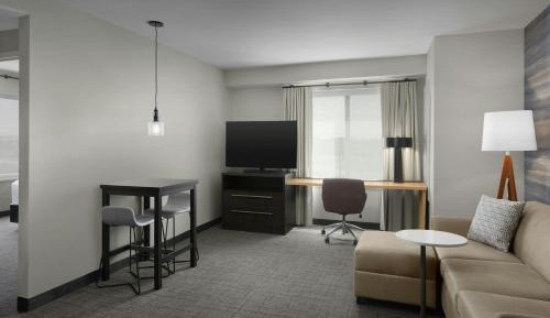 One-Bedroom King Suite with Sofa Bed 