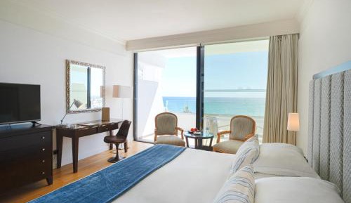 Double or Twin Room with Sea View