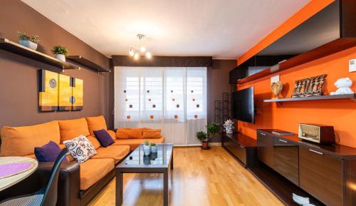 Two-Bedroom Deluxe Apartment with Balcony