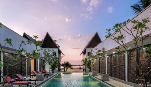 Double Room with Pool View