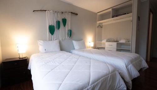 Twin Room with Private Bathroom