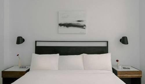 Superior Studio Apartment with King Bed