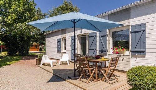 Holiday Home (4 Adults)