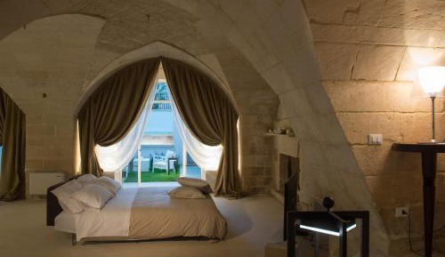 King Room with Pool View
