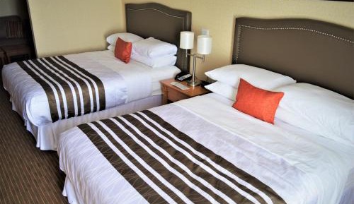 Deluxe Queen Room with Two Queen Beds - Non-Smoking