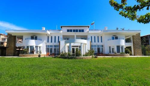 Villa with Sea View
