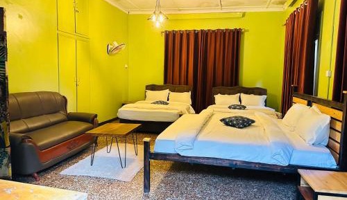 Comfort Triple Room