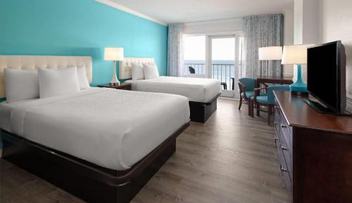 Oceanfront Room with Two Double Beds - Non Smoking