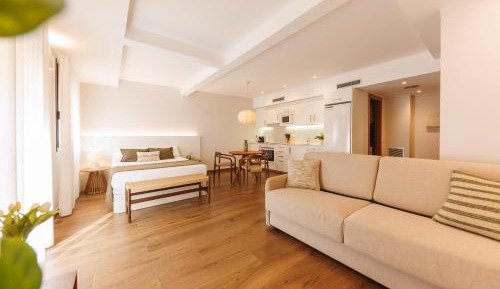 Studio Apartment