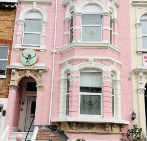 Junior Suite with Garden View