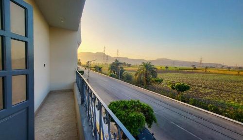 Twin Room with Mountain View