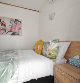Superior One-Bedroom Apartment