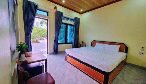 Double Room with Mountain View