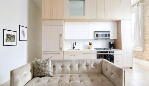 One-Bedroom Apartment with King Bed