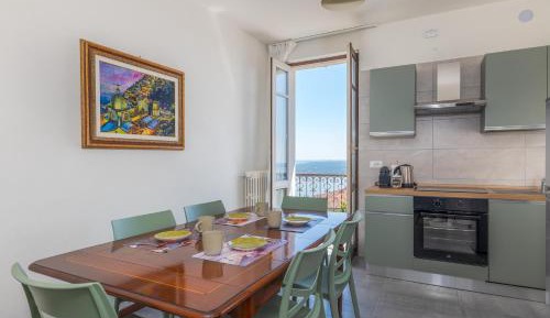 Two-Bedroom Apartment with Lake View