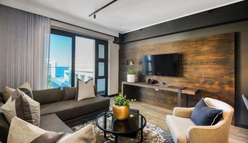 Two Bedroom Deluxe Apartment