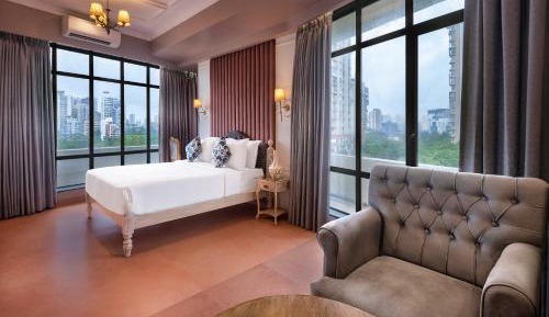 Premium Club Room with Free 2-way Airport Transfers and Cocktail Hours (16:00 to 19:00 hrs)