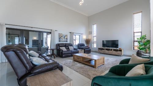 Three-Bedroom Holiday Home 