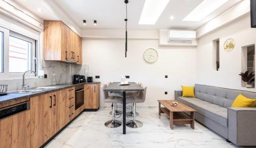 Three-Bedroom Deluxe Apartment