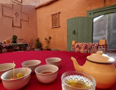 Standard Double Room with Shared Bathroom