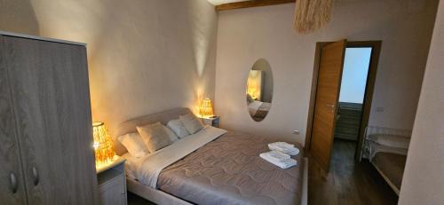 Double Room with Balcony (2 Adults + 1 Child)