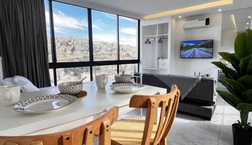 Apartment with City View