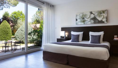 Prestige Room with Garden View