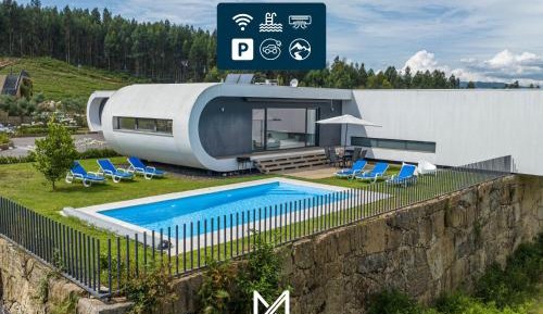 Four-Bedroom Holiday Home